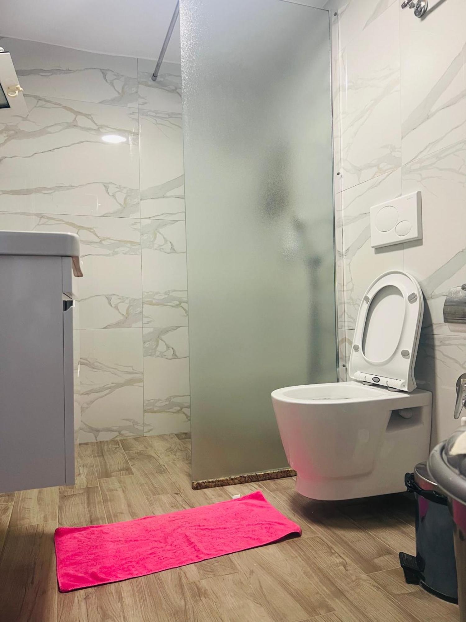 Charming House Apartment Поградец Екстериор снимка